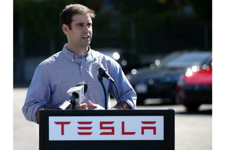 JB Straubel, a co-founder of Tesla, is returning to the board
