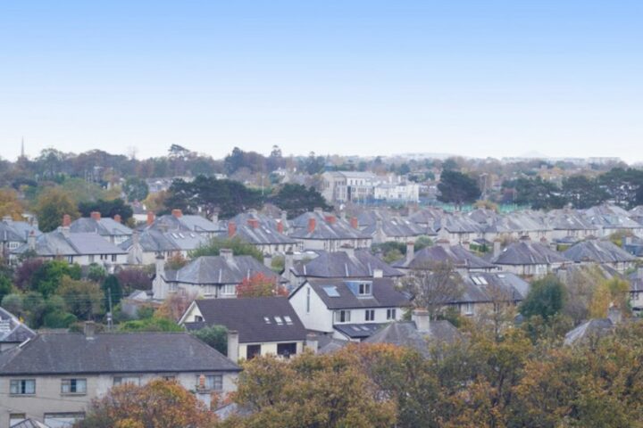 As lending rates rise, the British are facing a major mortgage crisis.