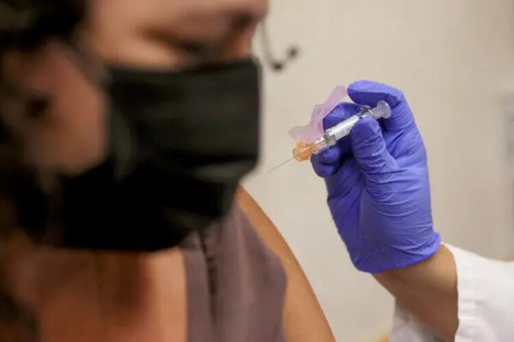 The CDC recommends the following flu shot: The season-long vaccination program should continue