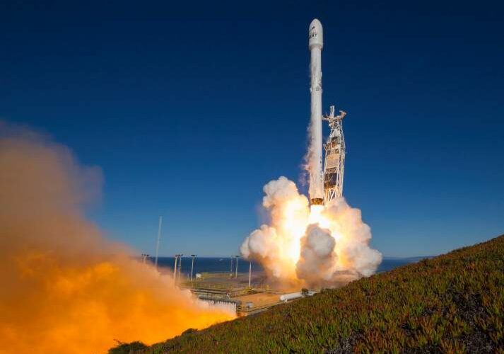 SpaceX Offers Film of Rocket Motor Tried At Freezing Temperatures