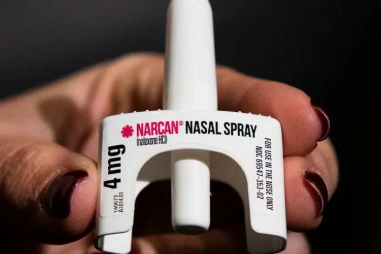Team for Fact Check: In an effort to reduce opioid overdose fatalities, Narcan is now available over-the-counter.
