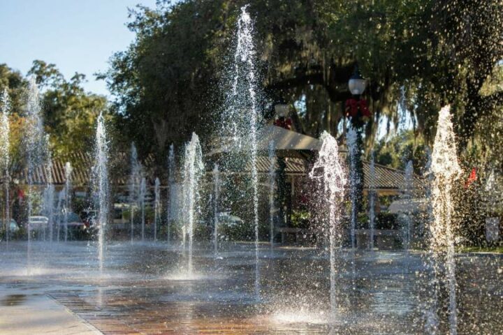 Officials claim that a brain-eating amoeba caught on a splash pad killed a resident of Arkansas